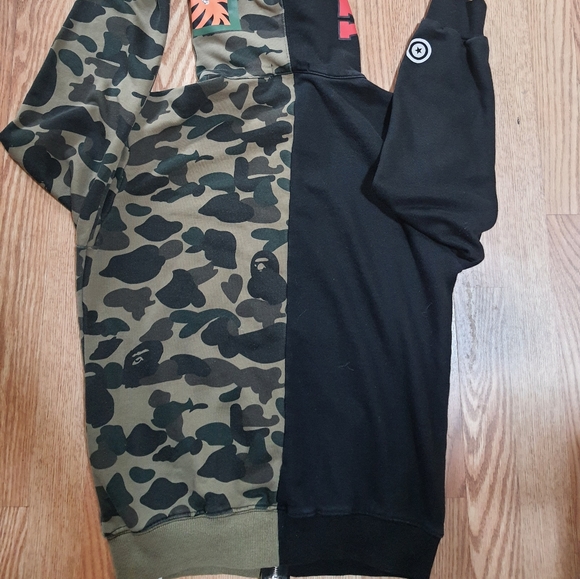 A Bathing Ape Jacket - Picture 2 of 5